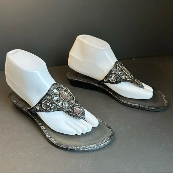 Yellowbox Gray‎ Embellished Vegan Leather Thong Sandals Size 9 - Picture 2 of 7